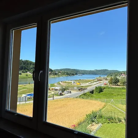 Nad Jeziorem - U Joanny Gospodarstwo agroturystyczne *